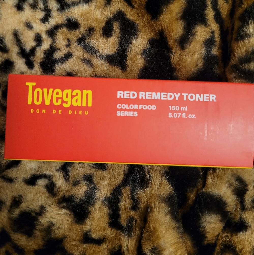 NIB Tovegan Red Remedy Toner
